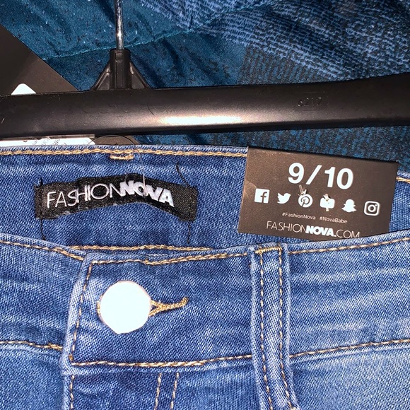 Fashion Nova High Rise Denim Skinny Jeans - Picture 4 of 4